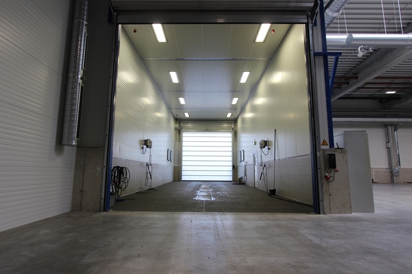 Cleaning booths, SLF Cleaning Booths, Painting, Cleaning, SLF Blastrooms, SLF Blasting Systems, SLF Sweden, Pre-treatment systems